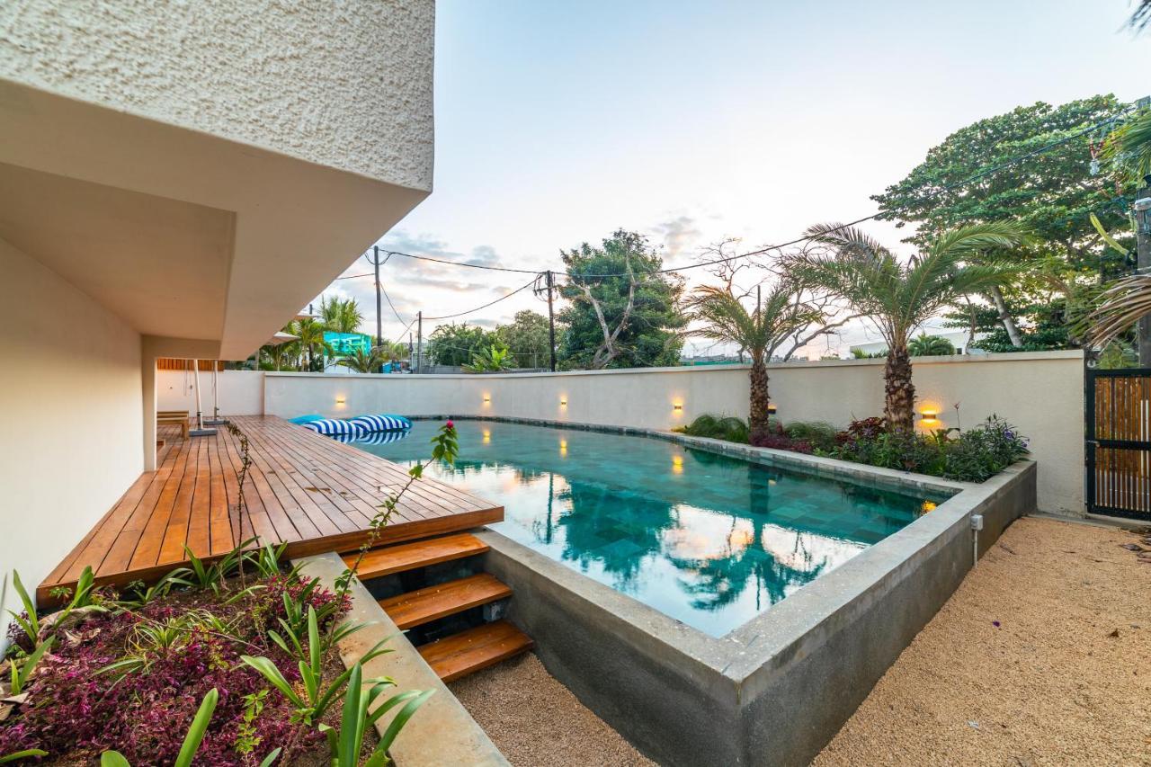 One Bay Residence - Apartment 2 - Apartment In Pereybere Pereybere Beach Exterior photo